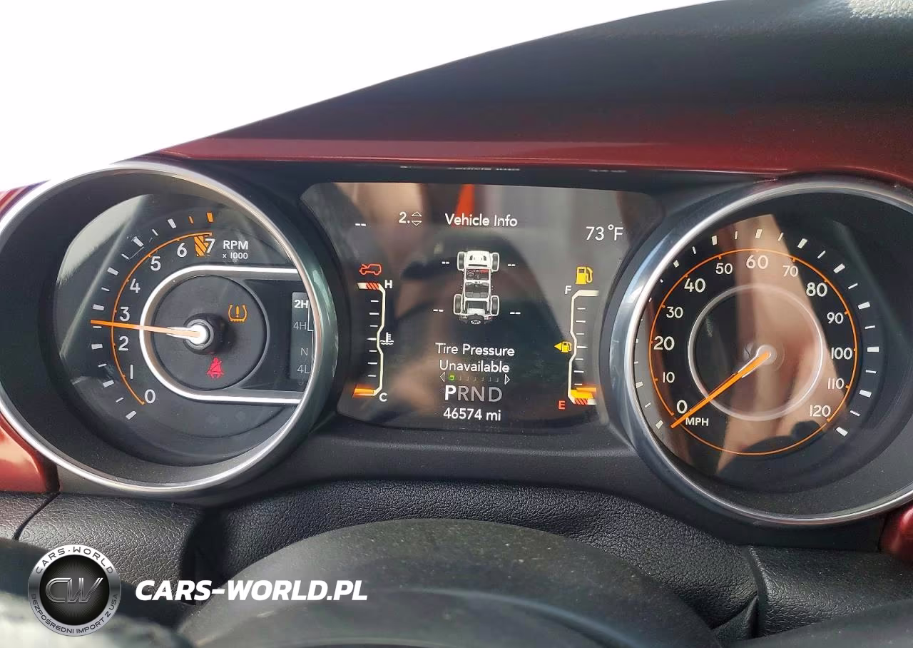 2018 Jeep Wrangler Unlimited Sport VIN:1C4HJXDG6JW110064 - 9