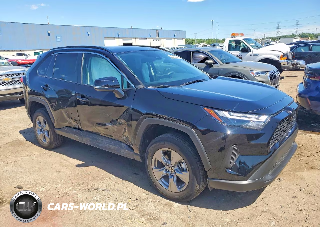2025 Toyota Rav4 Xle VIN:2T3P1RFV0SW498430 - 4