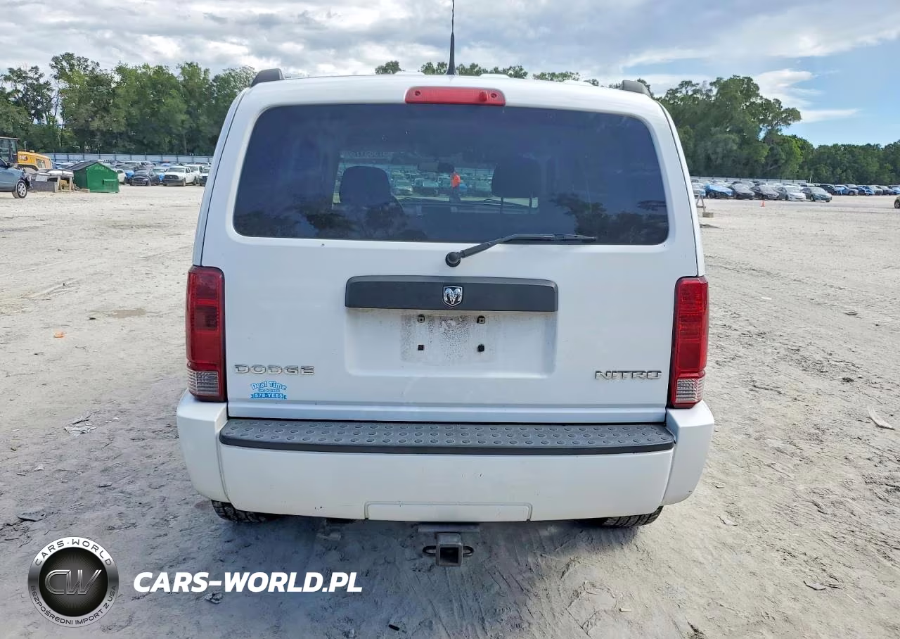 2011 Dodge Nitro Heat VIN:1D4PT4GK7BW517836 - 6