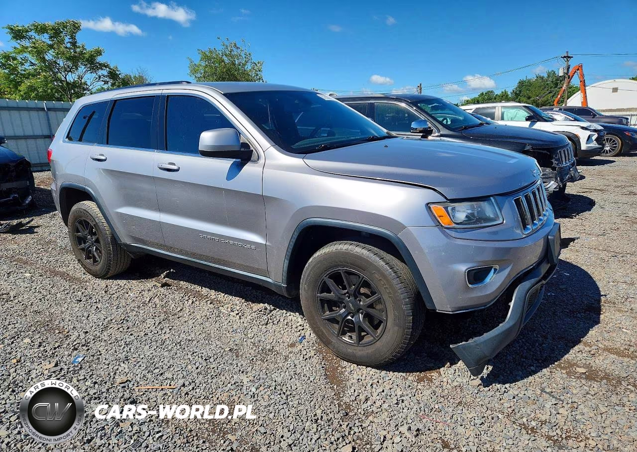 2016 Jeep Grand Cherokee Laredo VIN:1C4RJFAG8GC377428 - 4