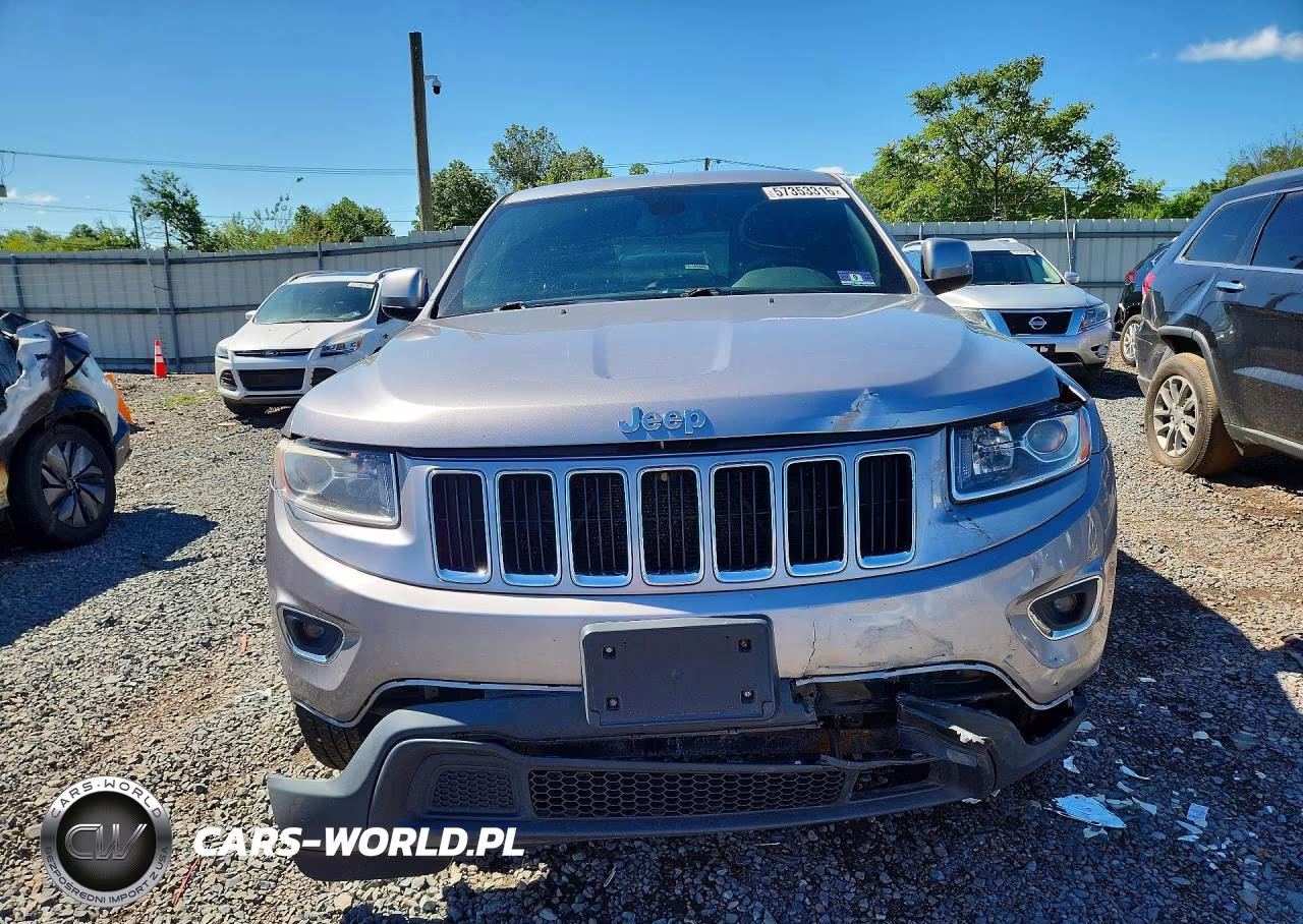 2016 Jeep Grand Cherokee Laredo VIN:1C4RJFAG8GC377428 - 5