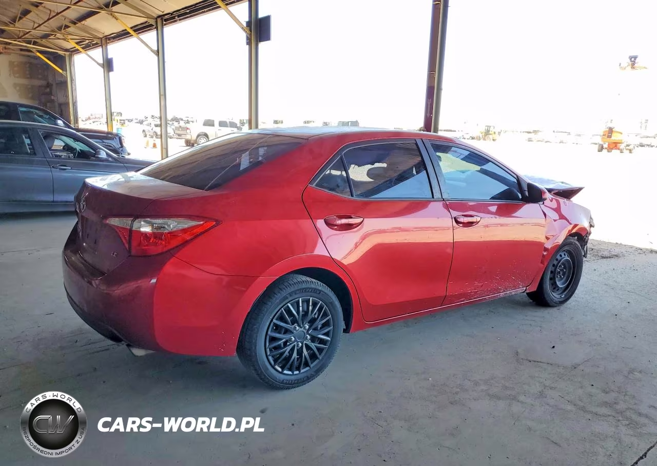 2015 Toyota Corolla Le VIN:2T1BURHE6FC429031 - 3