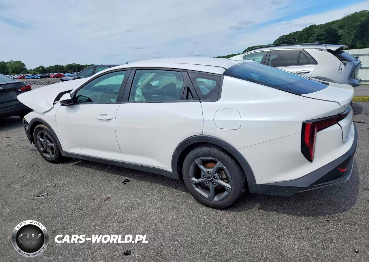2025 Kia K4 Lxs VIN:3KPFT4DE7SE118703 - 2