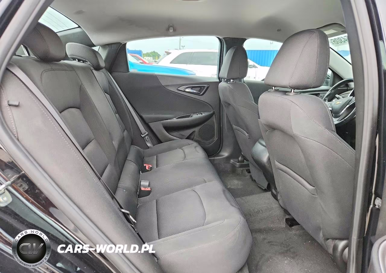 2020 Chevrolet Malibu Rs VIN:1G1ZG5ST6LF156397 - 10