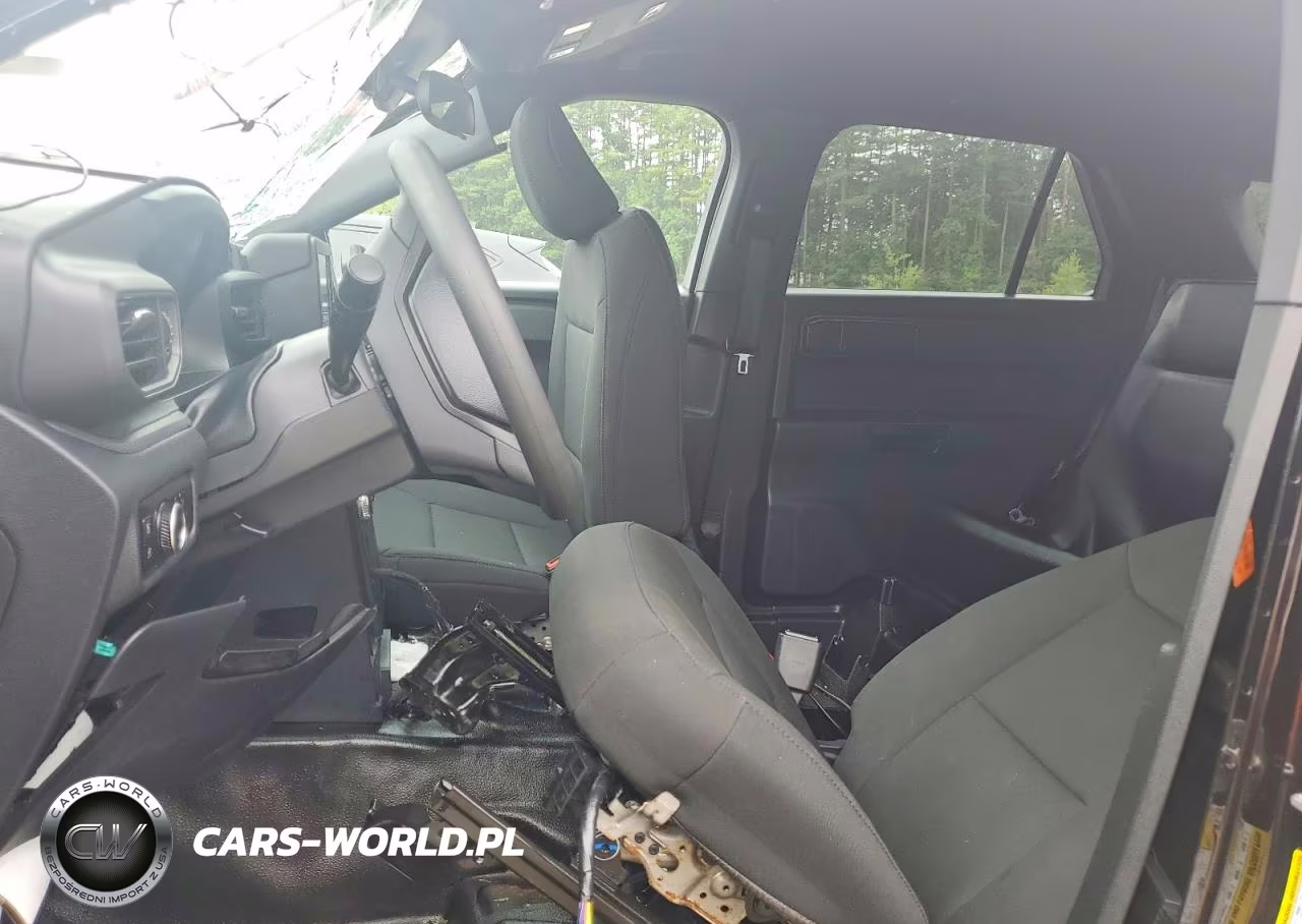 2025 Ford Explorer Police Interceptor VIN:1FM5K8AW7SGB87812 - 7