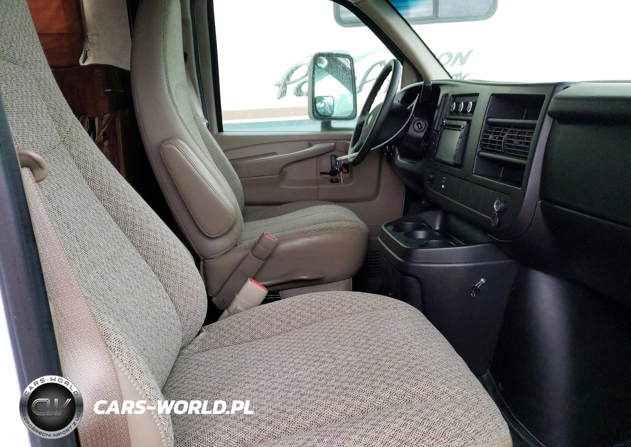 2010 Chevrolet Express G3500 VIN:1GB6G3BG2A1172273 - 5