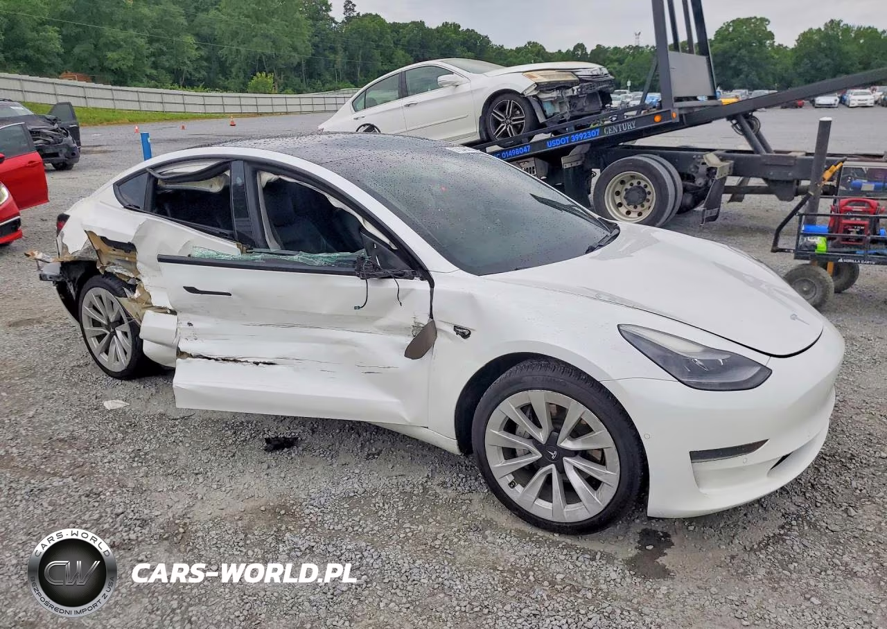 2021 Tesla Model 3 VIN:5YJ3E1EA4MF977834 - 4