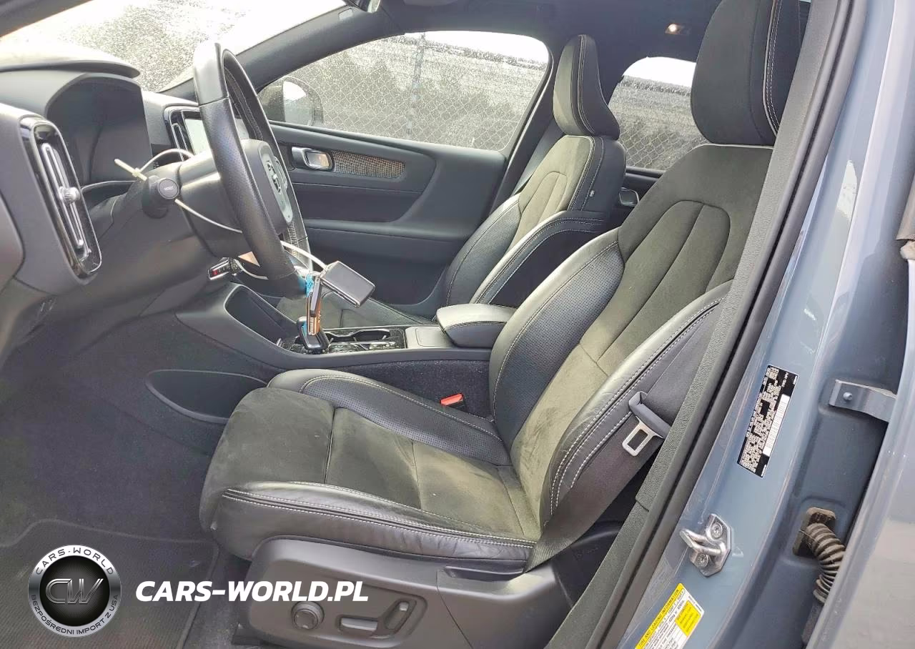 2021 Volvo Xc40 T5 R-Design VIN:YV4162UM6M2417061 - 7