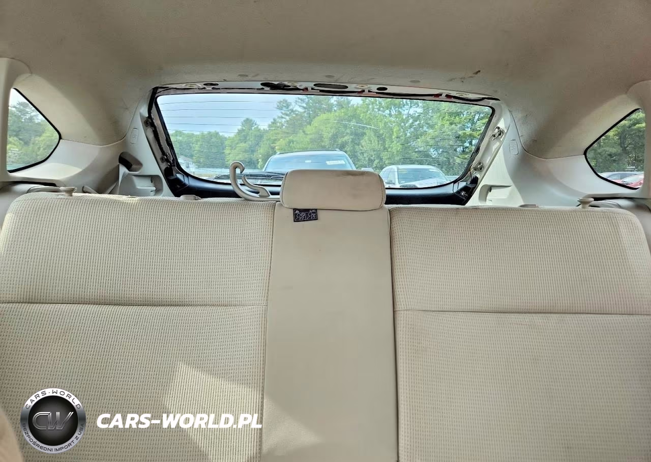 2015 Subaru Impreza Sport VIN:JF1GPAU65F8235072 - 10