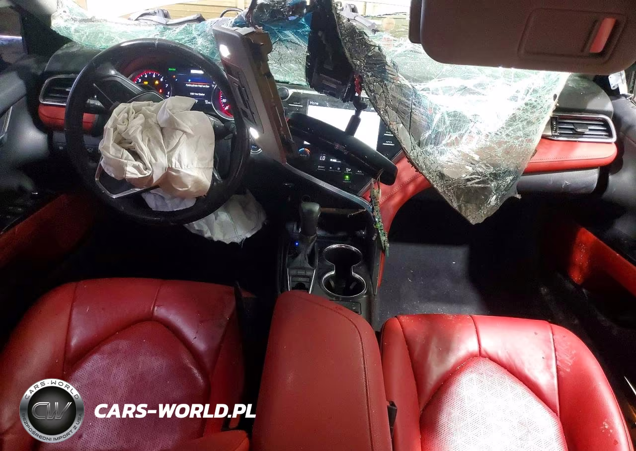 2019 Toyota Camry Xse VIN:4T1B61HK8KU161447 - 8