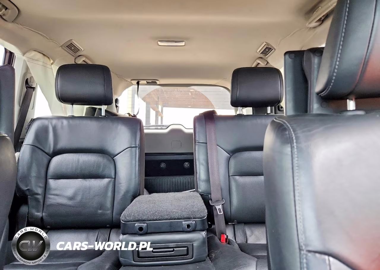 2019 Toyota Land Cruiser Vx-R VIN:JTMCY7AJ7K4080415 - 10