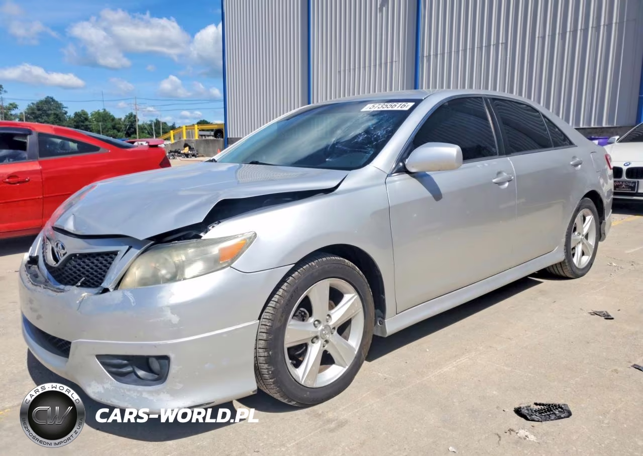 2010 Toyota Camry Se – zdjęcie 1 z 12