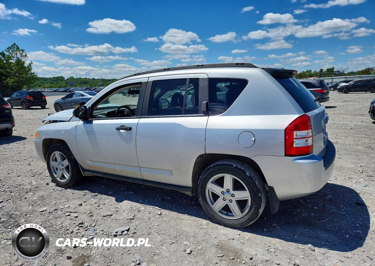 2007 Jeep Compass VIN:1J8FT47W17D386085 - 2