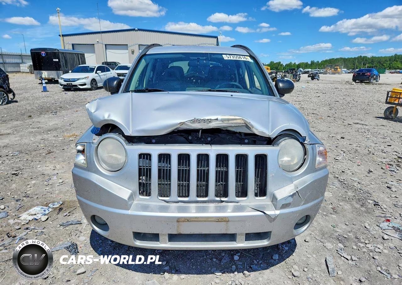 2007 Jeep Compass VIN:1J8FT47W17D386085 - 5