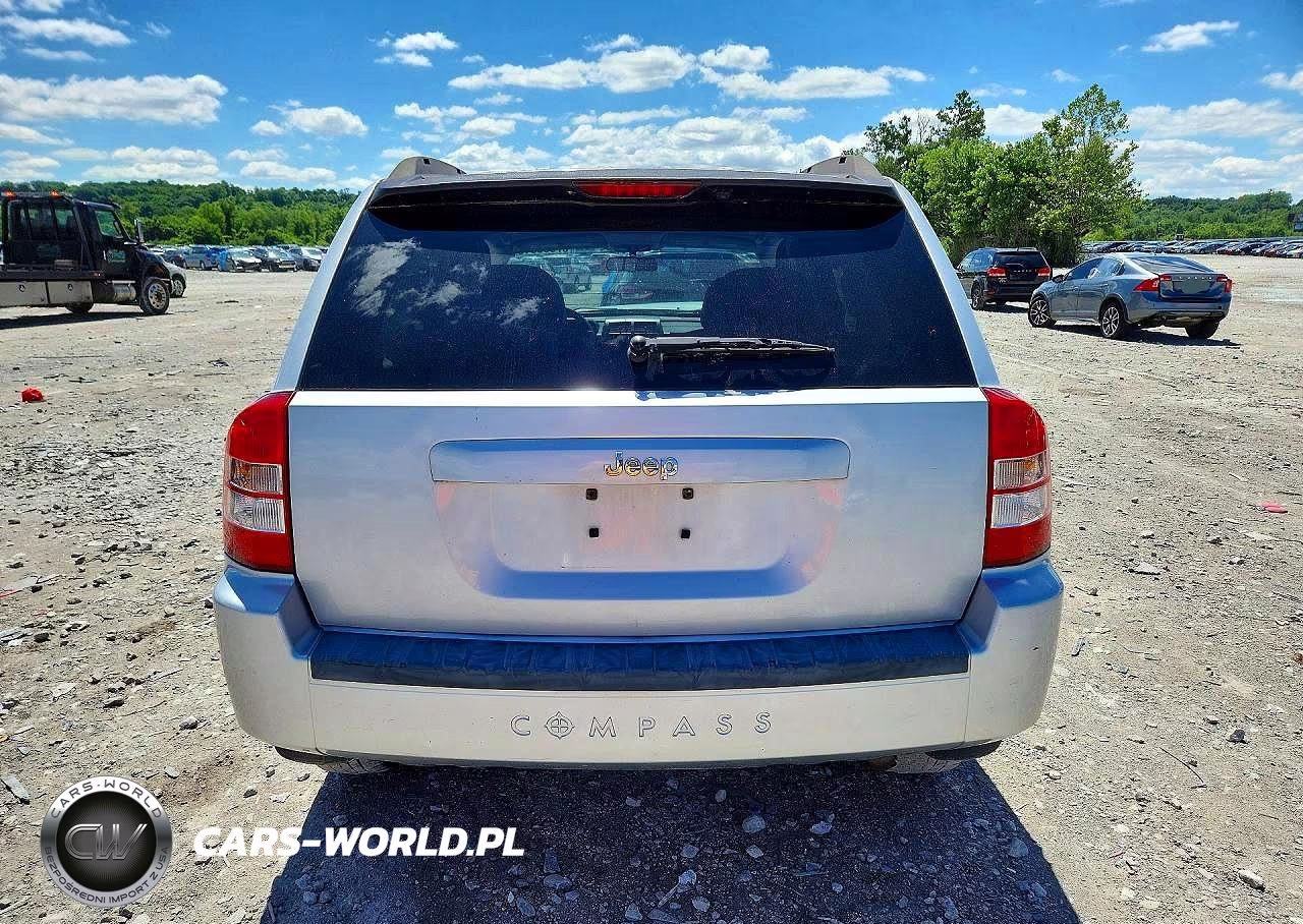 2007 Jeep Compass VIN:1J8FT47W17D386085 - 6