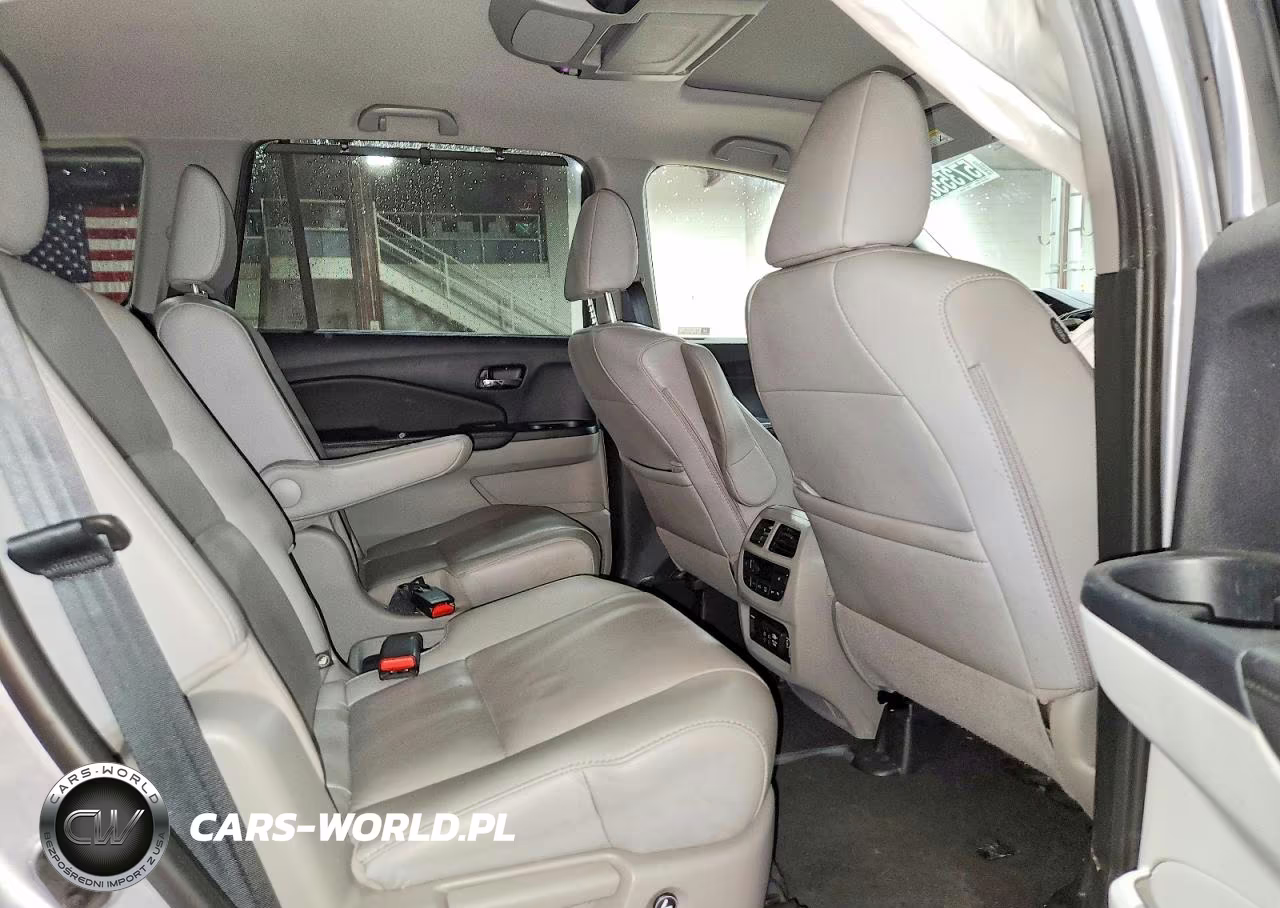 2020 Honda Pilot Touring VIN:5FNYF6H68LB011489 - 11