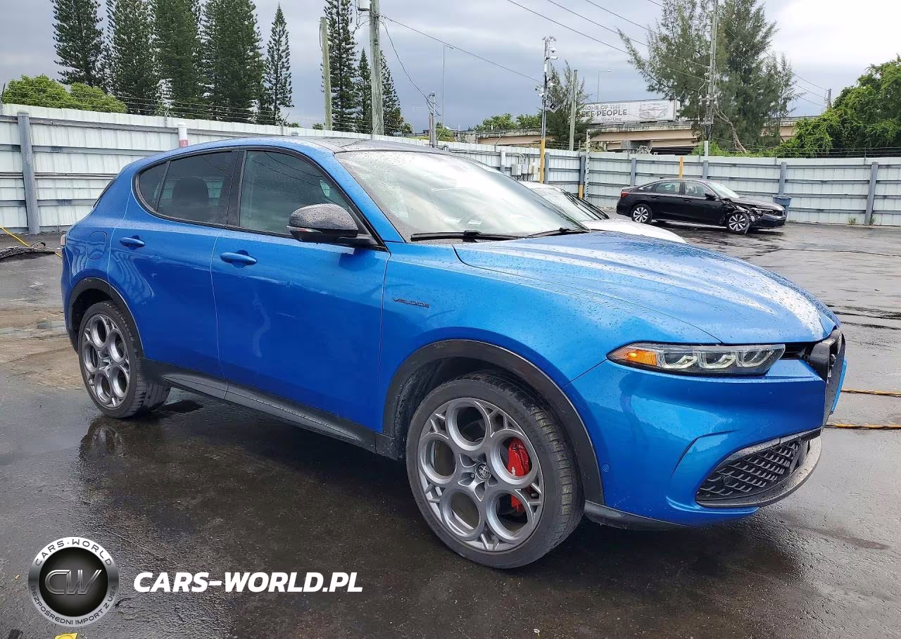 2024 Alfa Romeo Tonale Veloce VIN:ZASPATDW2R3046585 - 4