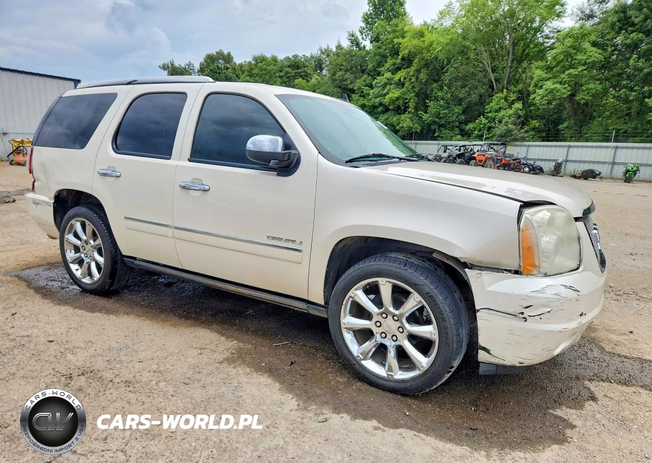 2013 GMC Yukon Denali VIN:1GKS1EEF1DR118774 - 4
