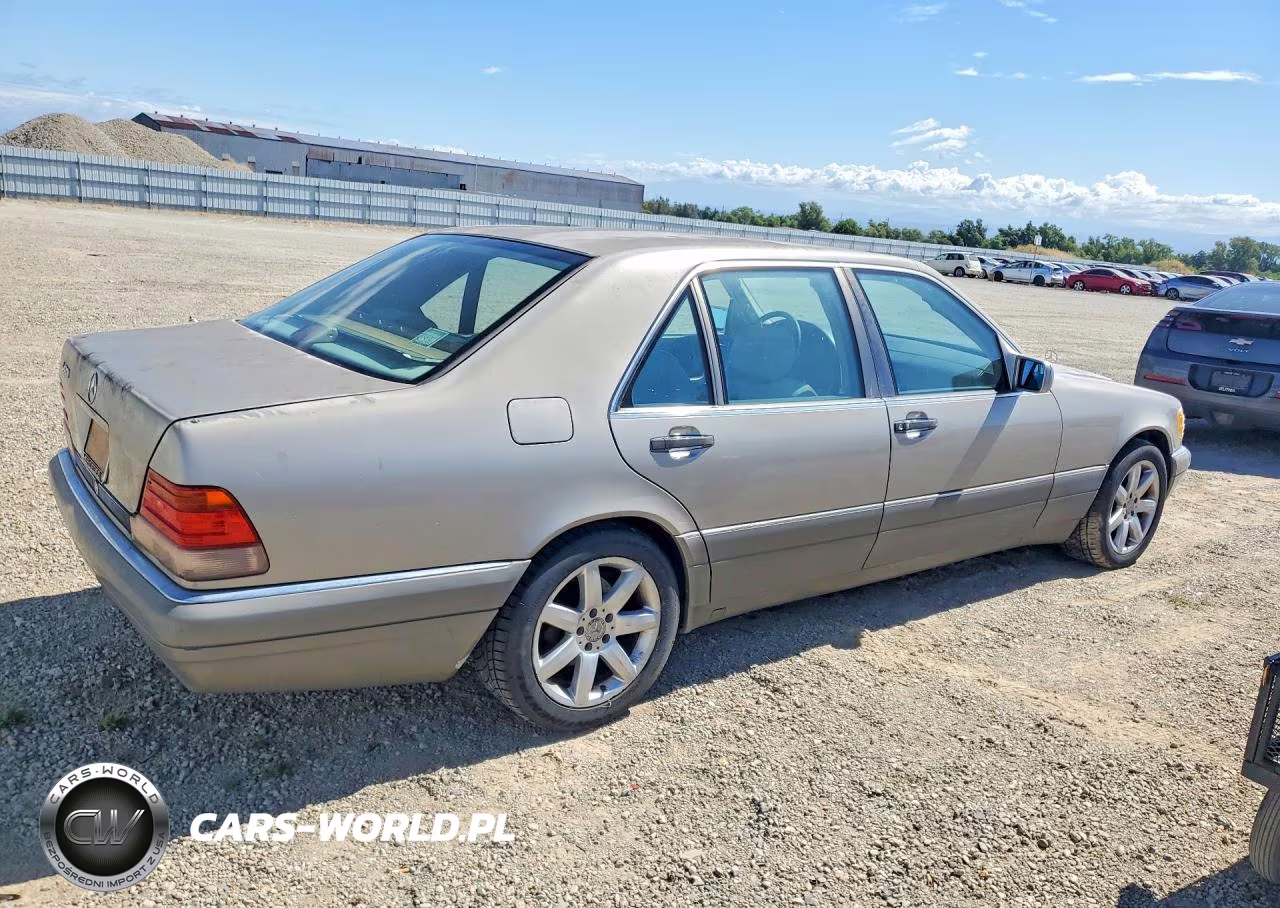 1995 Mercedes-Benz S 420 VIN:WDBGA43E9SA252433 - 3