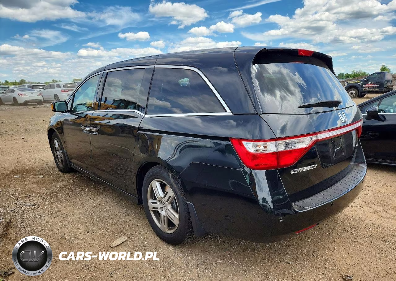 2012 Honda Odyssey Touring VIN:5FNRL5H97CB068929 - 2