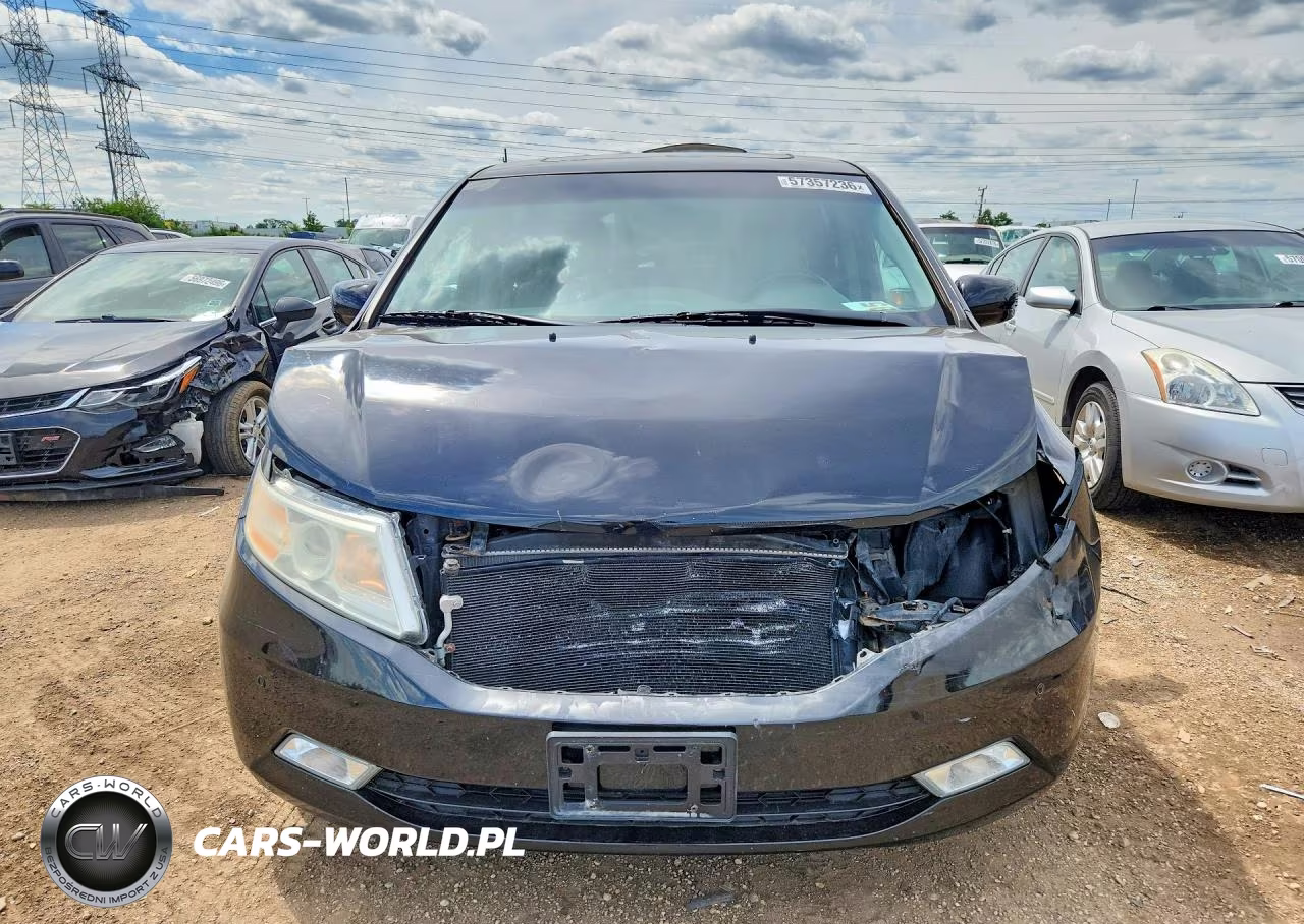 2012 Honda Odyssey Touring VIN:5FNRL5H97CB068929 - 5