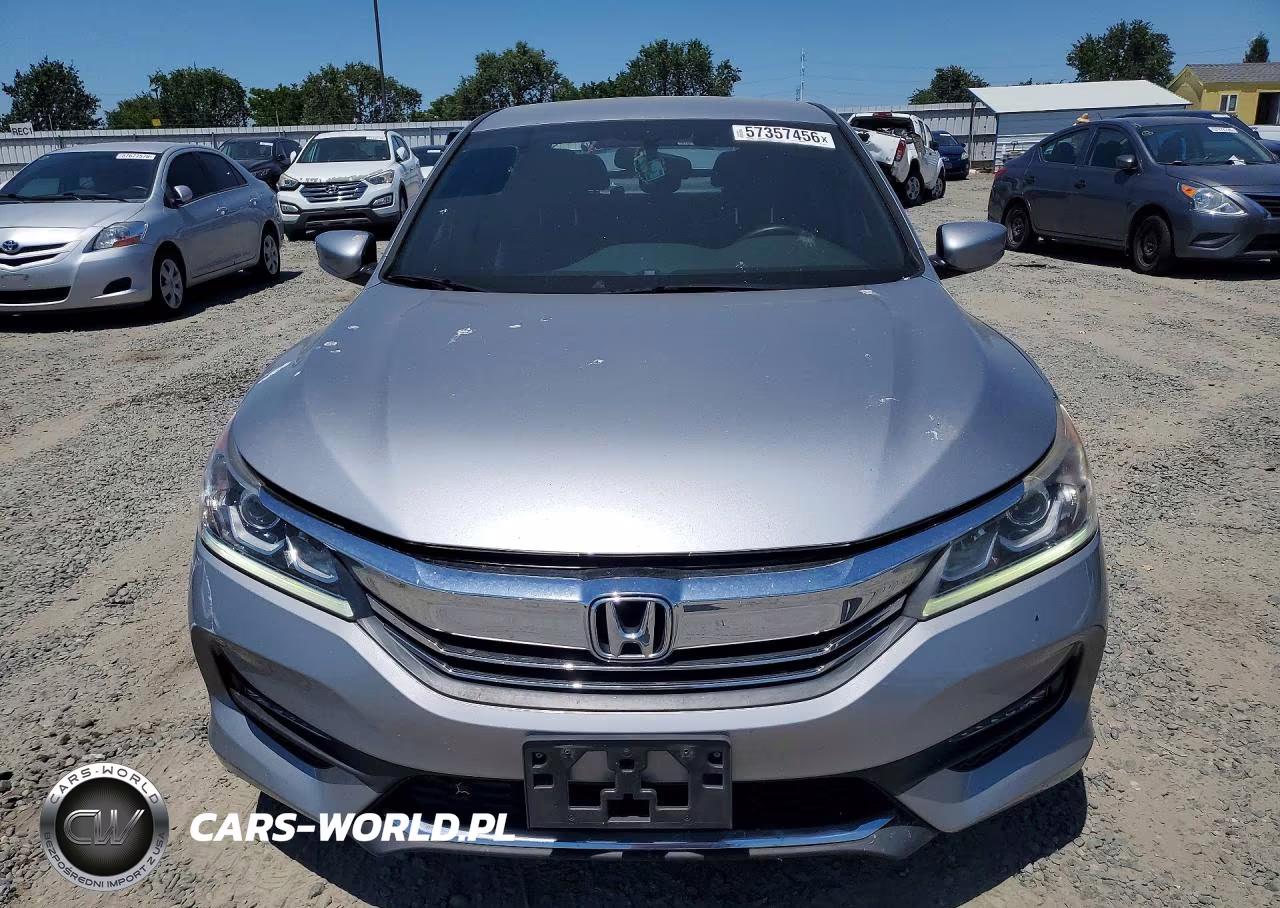 2017 Honda Accord Sport VIN:1HGCR2F51HA101105 - 5