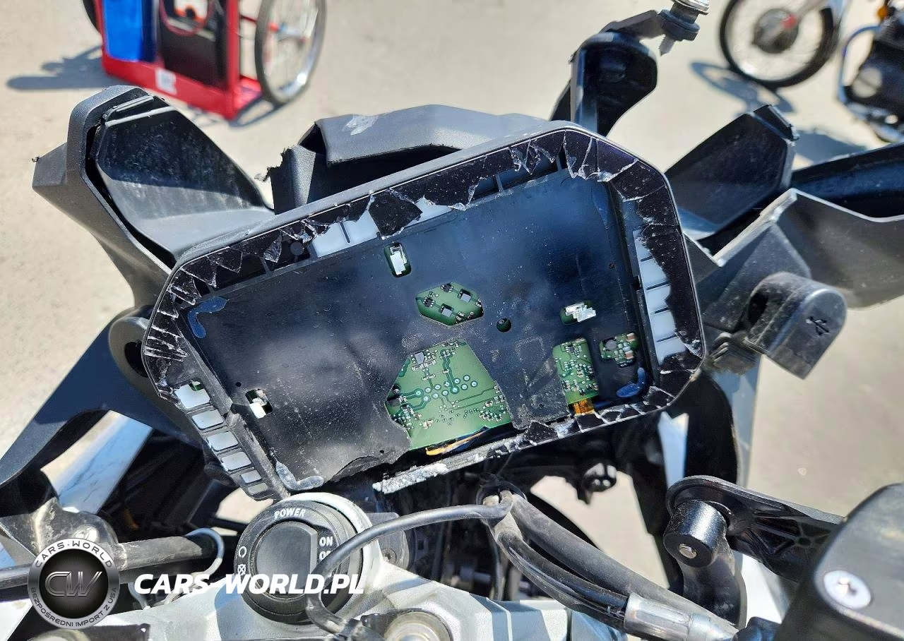 2025 BMW F800 Gs VIN:WB10K5307S6L52749 - 7