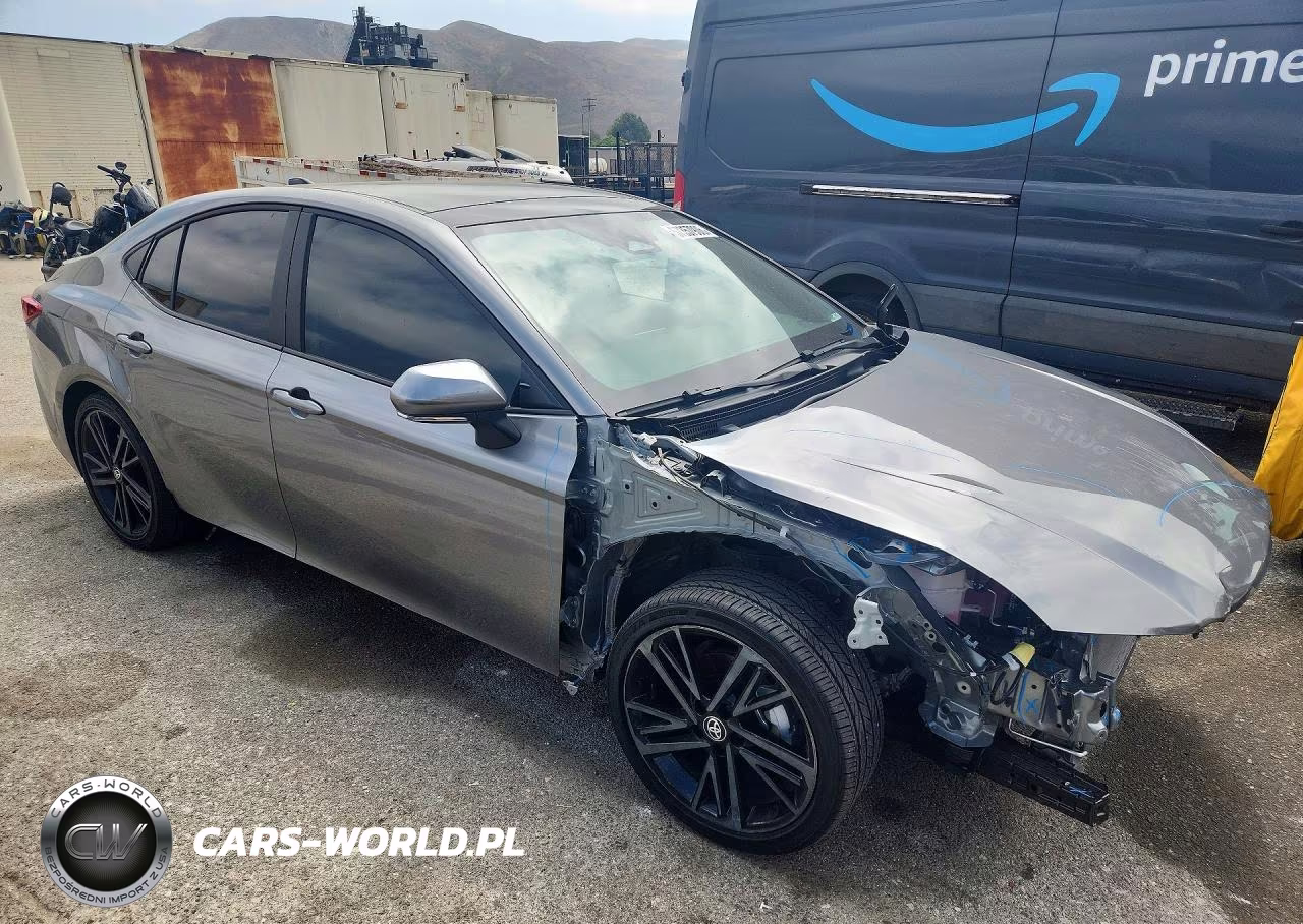 2026 Toyota Camry Xse VIN:4T1DAACK7TU701631 - 4