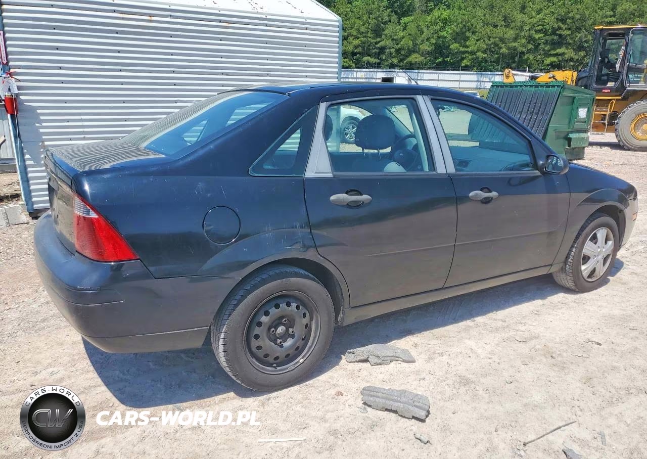 2007 Ford Focus Zx4 VIN:1FAHP34N77W342029 - 3