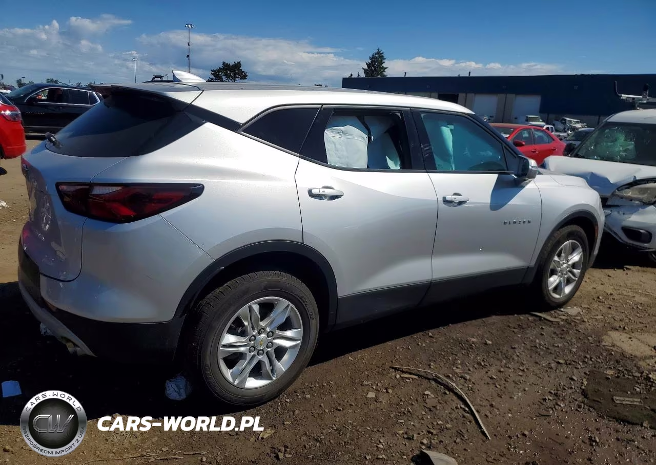 2020 Chevrolet Blazer 2Lt VIN:3GNKBHRS8LS670387 - 3