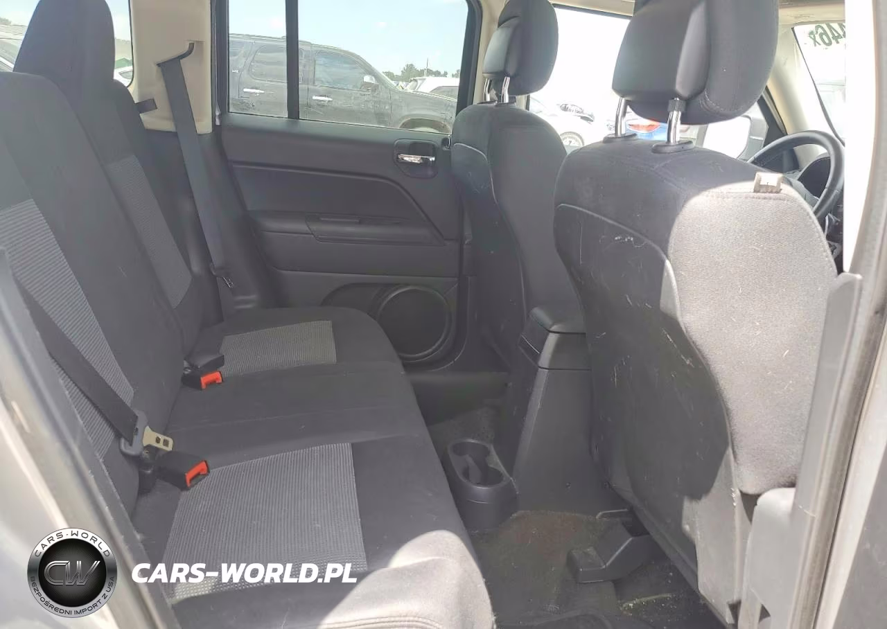 2014 Jeep Patriot Latitude VIN:1C4NJRFBXED778158 - 11