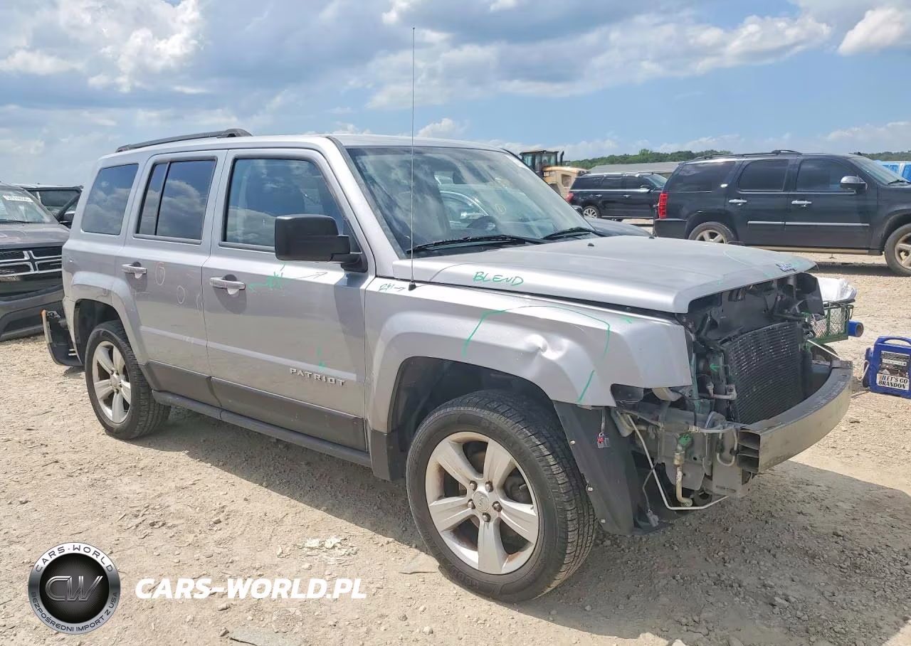 2014 Jeep Patriot Latitude VIN:1C4NJRFBXED778158 - 4