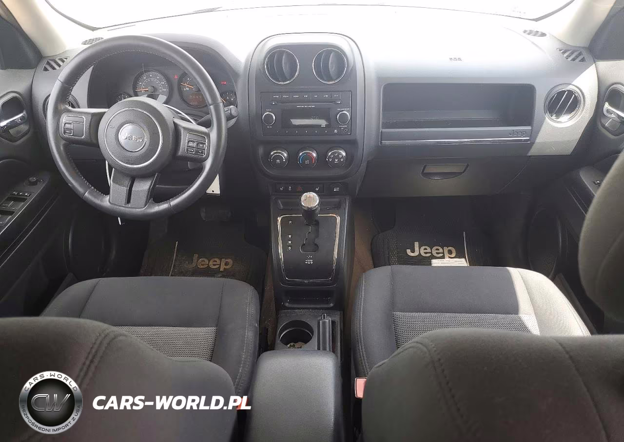 2014 Jeep Patriot Latitude VIN:1C4NJRFBXED778158 - 8
