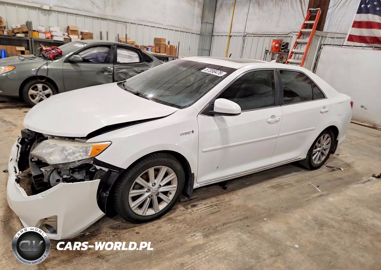 2012 Toyota Camry Hybrid Xle – zdjęcie 1 z 12