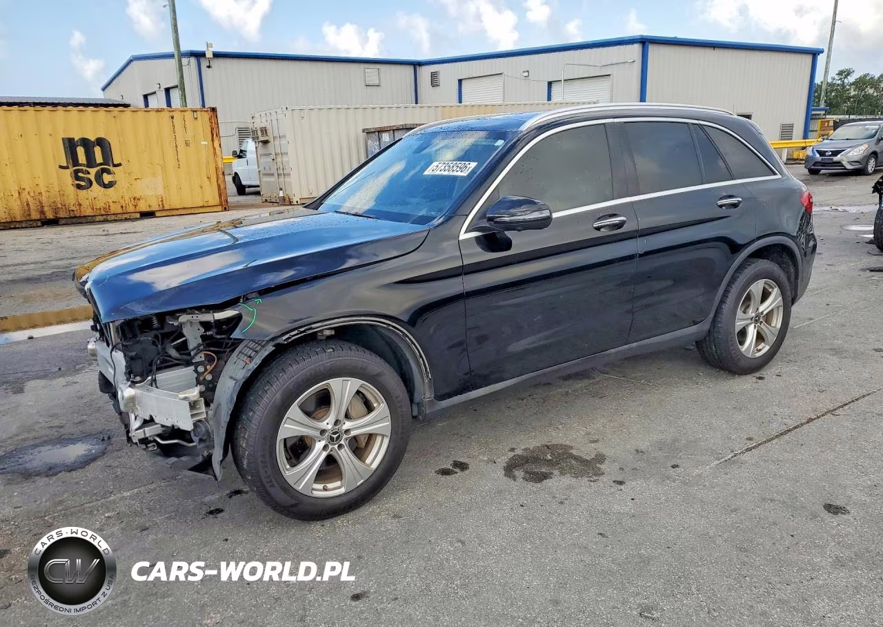 2018 Mercedes-Benz Glc 300 – zdjęcie 1 z 13