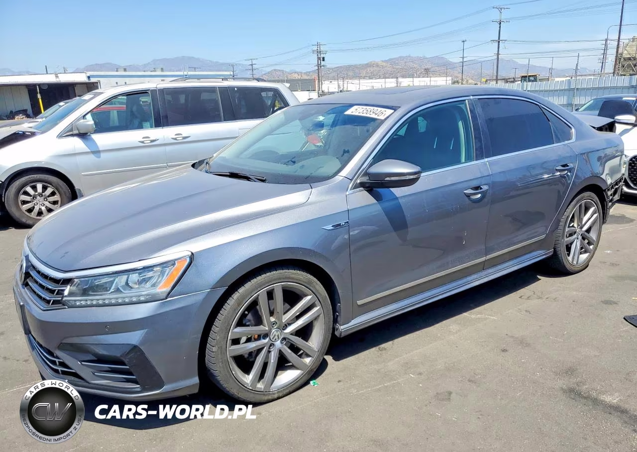 2019 Volkswagen Passat Se R-Line – zdjęcie 1 z 12