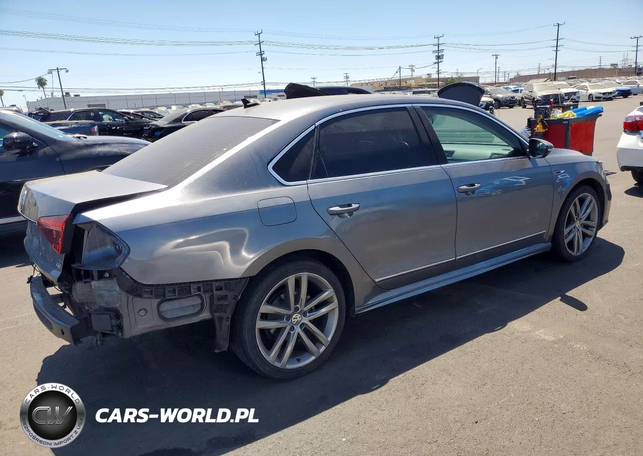 2019 Volkswagen Passat Se R-Line VIN:1VWMA7A36KC006318 - 3