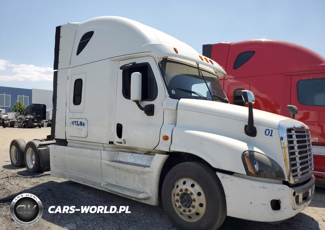 2015 Freightliner Cascadia 125 Semi Truck