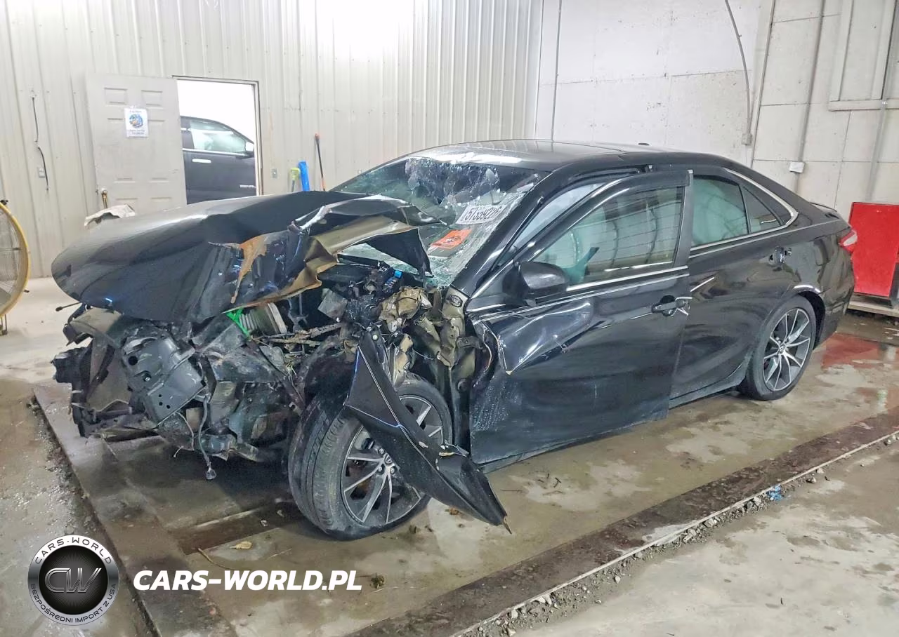 2017 Toyota Camry Xse