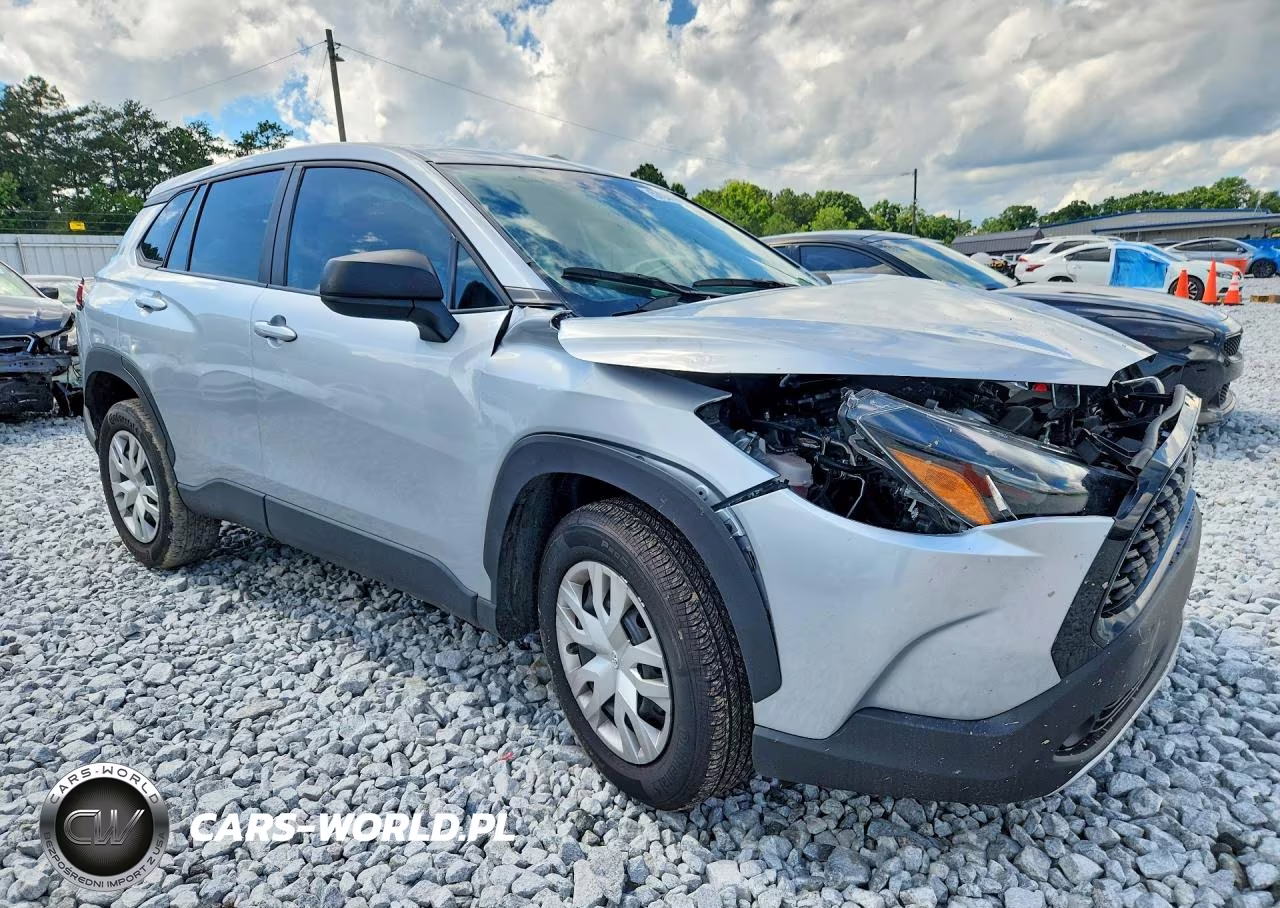 2023 Toyota Corolla Cross L VIN:7MUAAAAG4PV046396 - 4