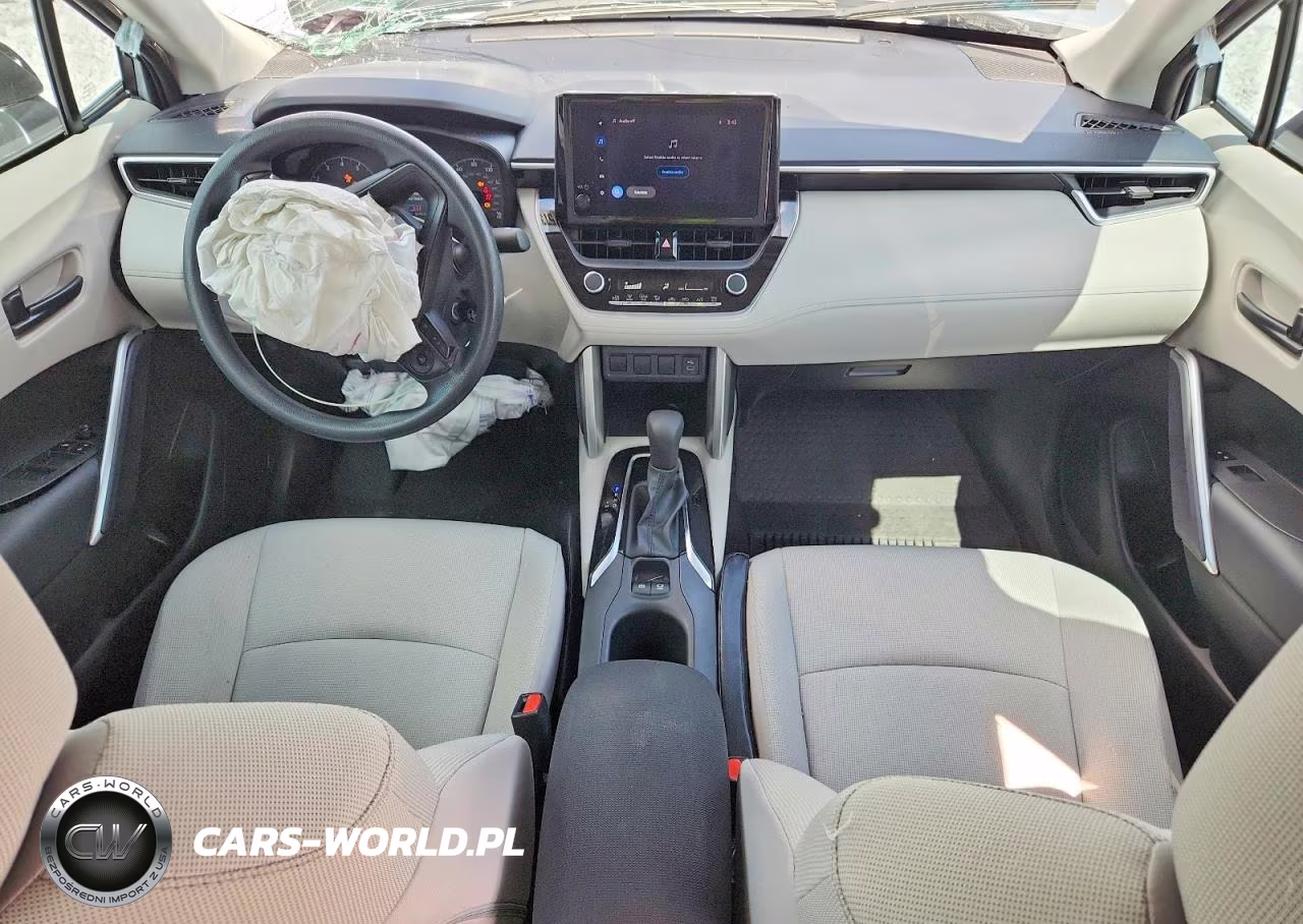 2023 Toyota Corolla Cross L VIN:7MUAAAAG4PV046396 - 8