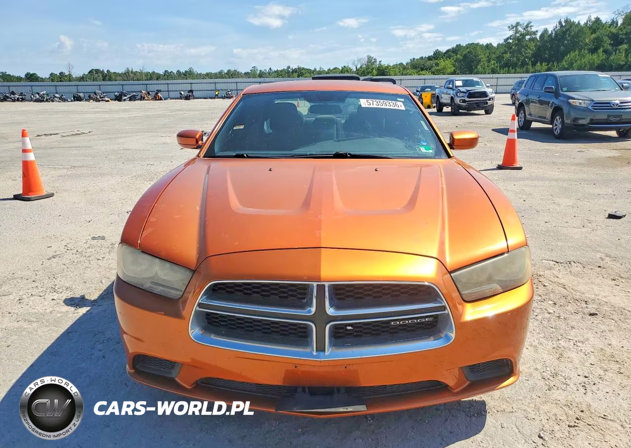 2011 Dodge Charger VIN:2B3CL3CG5BH541205 - 5