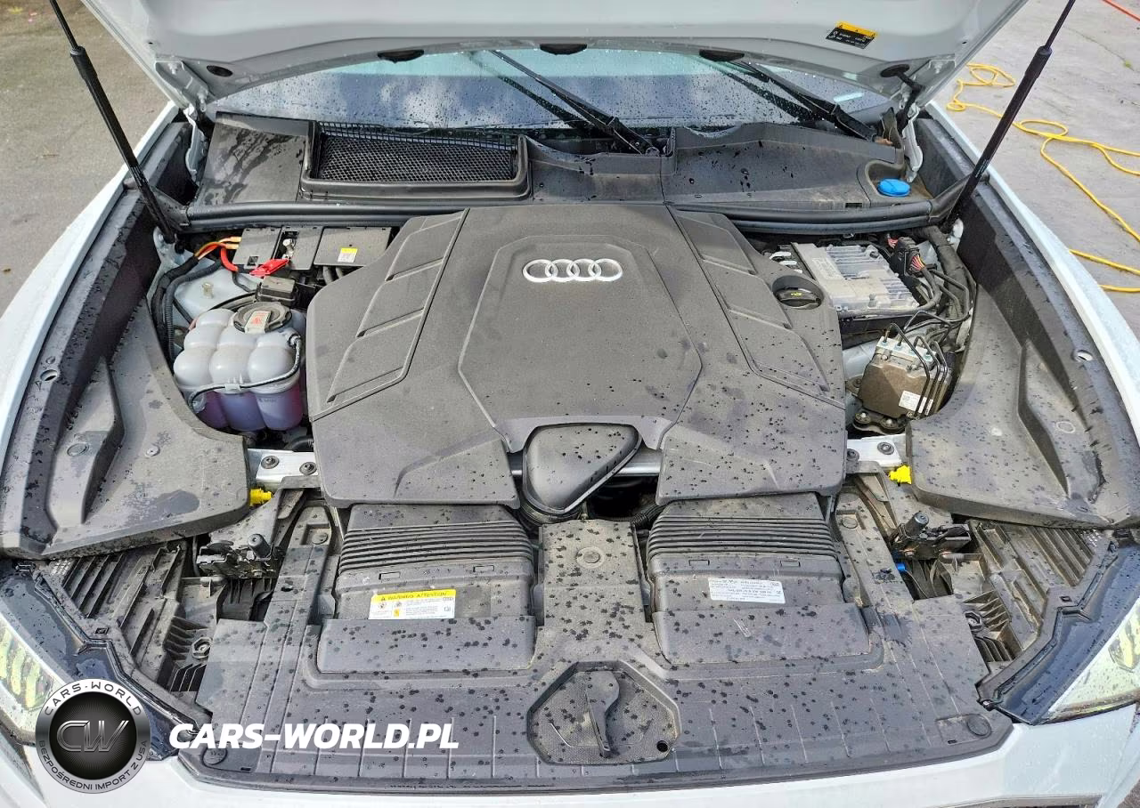 2021 Audi Q8 Prestige S-Line VIN:WA1FVAF15MD022943 - 12