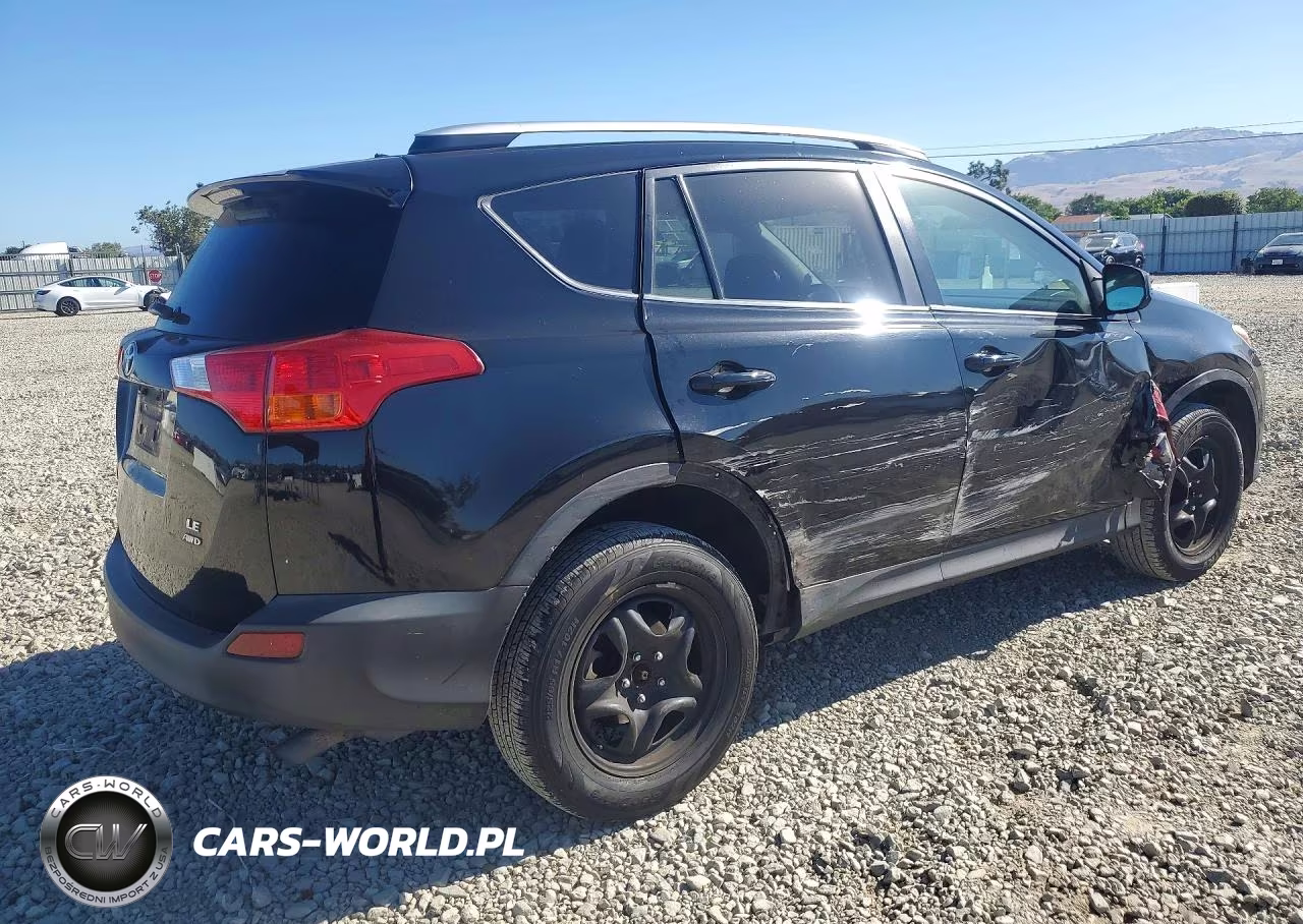 2015 Toyota Rav4 Le VIN:2T3BFREV8FW283994 - 3