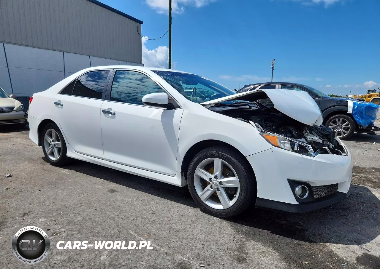 2012 Toyota Camry Se VIN:4T1BF1FK2CU560195 - 4