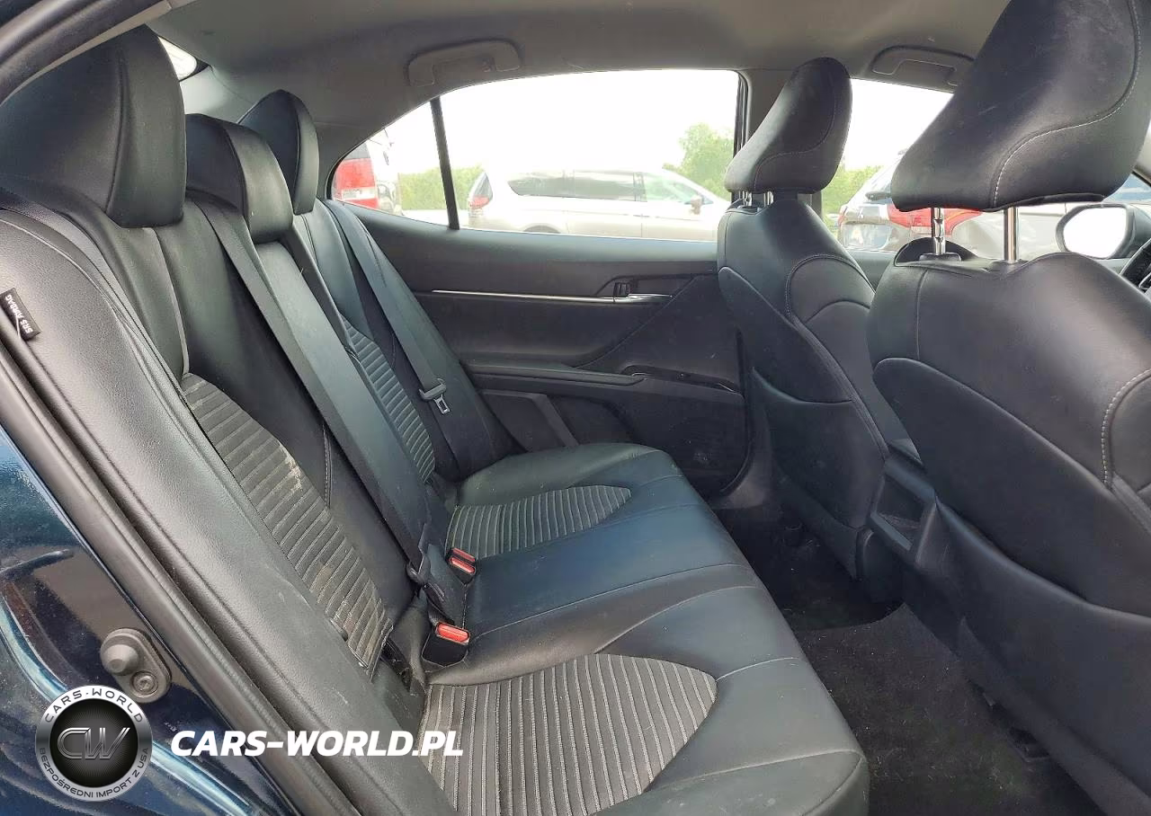 2020 Toyota Camry Se VIN:4T1M11AK4LU321195 - 10