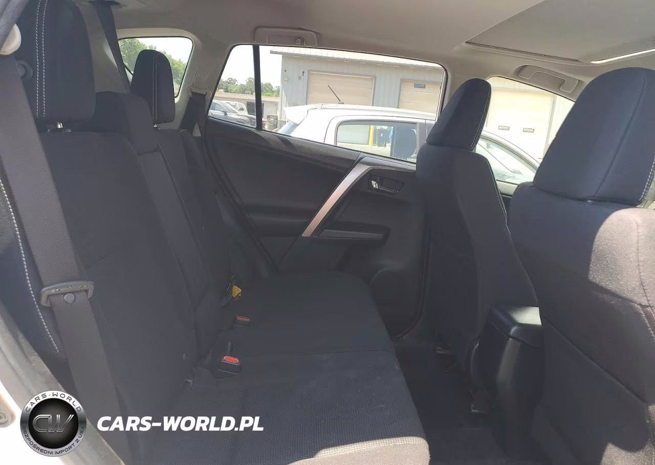 2018 Toyota Rav4 Xle VIN:JTMRFREV5JD256997 - 11