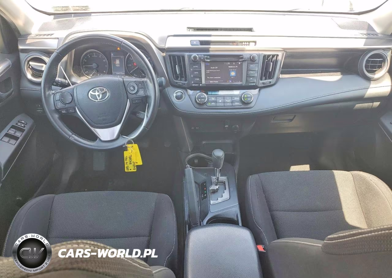 2018 Toyota Rav4 Xle VIN:JTMRFREV5JD256997 - 8