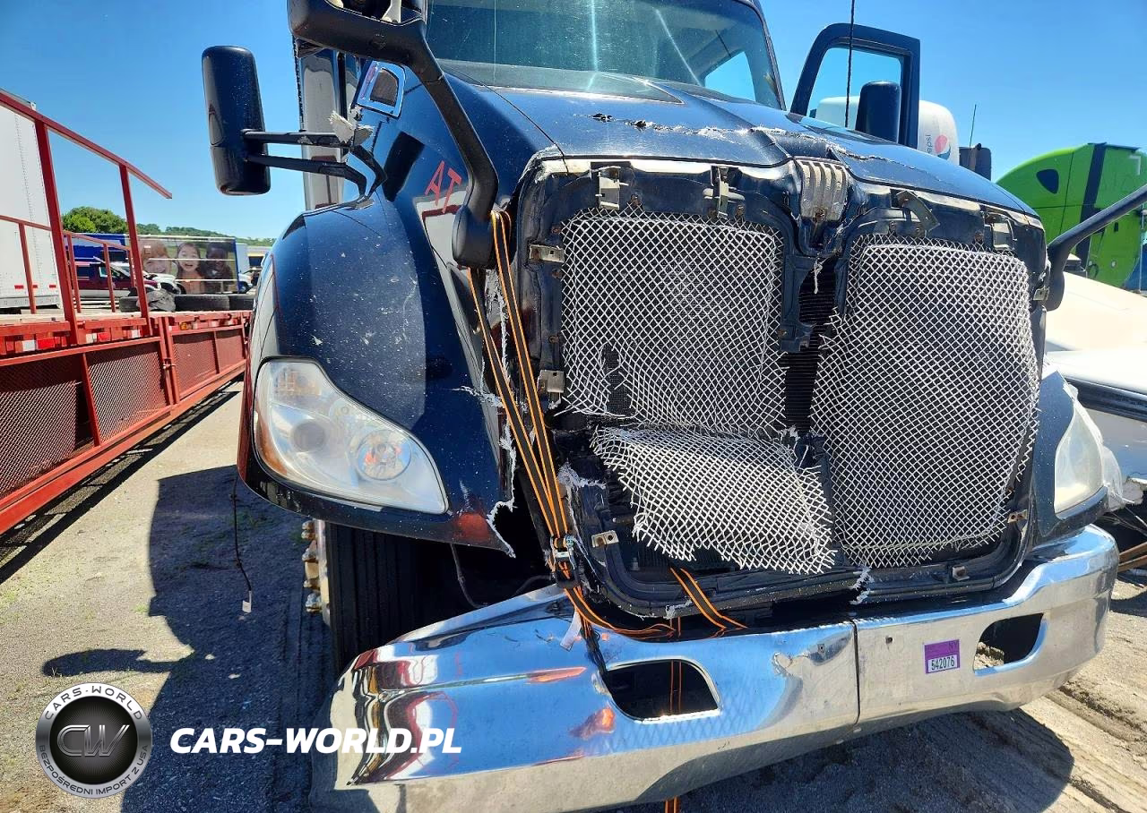 2017 Kenworth T680 Semi Truck VIN:1XKYD49X9HJ151833 - 9