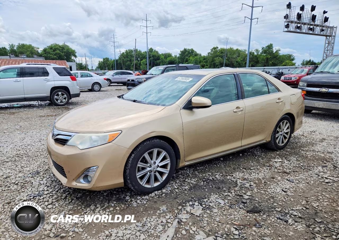 2012 Toyota Camry Xle V6 – zdjęcie 1 z 12
